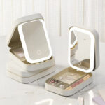 Integrated Makeup Storage Box With Light-Filling Mirror